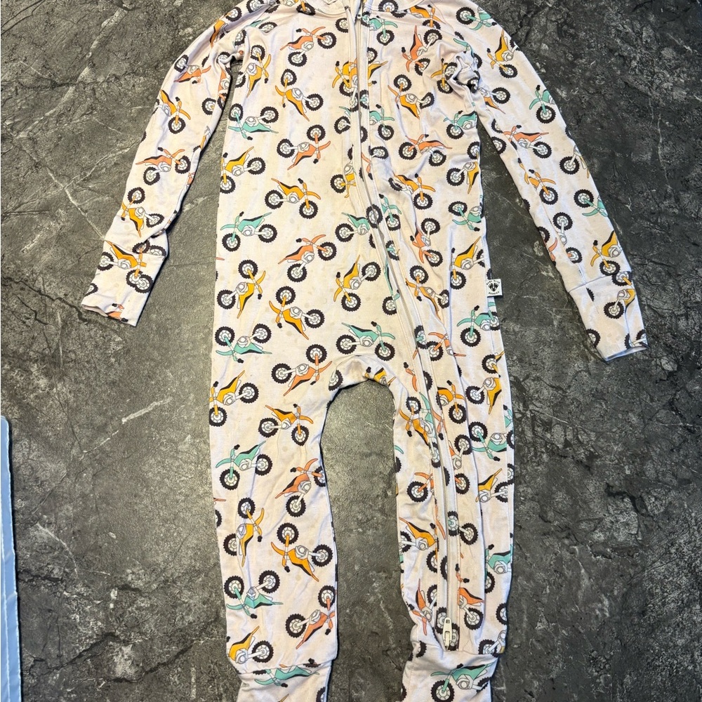 Bamboo sleeper with Dirtbike pattern (18-24m)